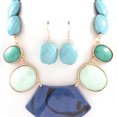 Blue dusk statement necklace