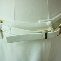 White wool Bermuda pants with belt - Thumbnail 3