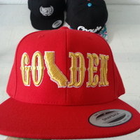GOLDEN Snapback Red  - Thumbnail 1