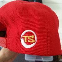 GOLDEN Snapback Red  - Thumbnail 3