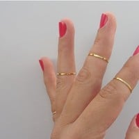 Shiny Finger Midi Rings - Thumbnail 1