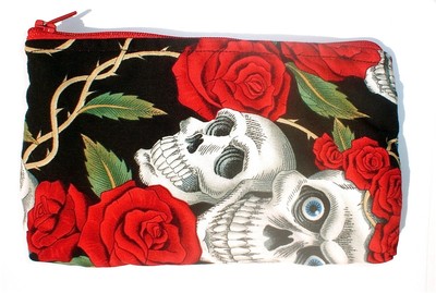 Tattoo Art Skulls and Roses  w/zipper Big enough 4 Make-up