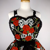 Tattoo Art  Rockabilly  Skulls and Roses Polka Dots Apron - Thumbnail 3