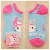 (New with tags) Hello Kitty and Cat in the Hat Socks - Thumbnail 2