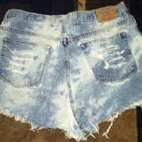 Size 18 Frayed/Acid Wash denim shorts - Thumbnail 1