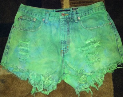 Size 8 Frayed/Dyed denim shorts