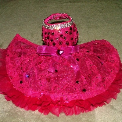 Portrait dress-style w