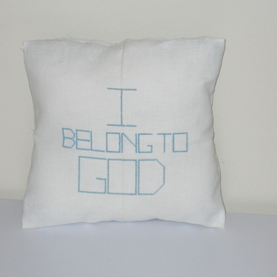 Crochet cross stitch small pillow 