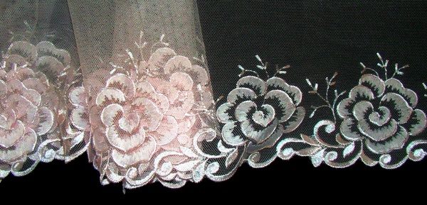Lace Border 03