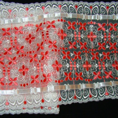 Lace border 10