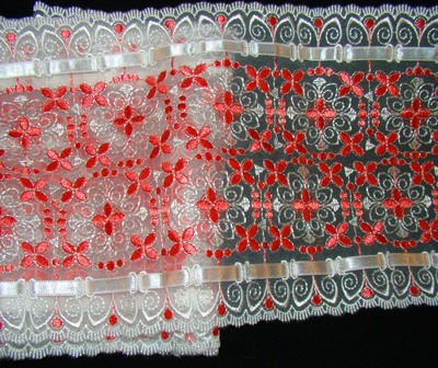 Lace border 10