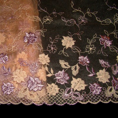 Lace border 16