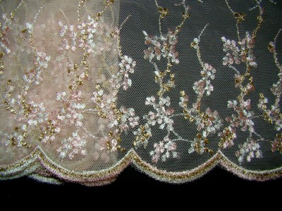 Lace border 17