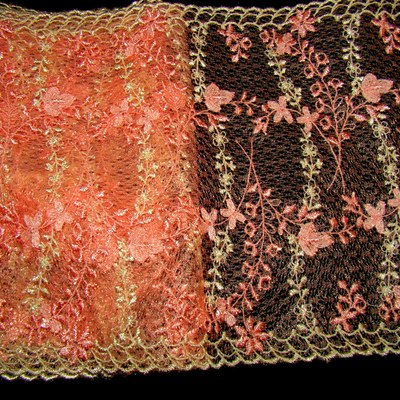 Lace border 20