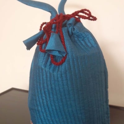 Tie-me-up momo bags: royal blue