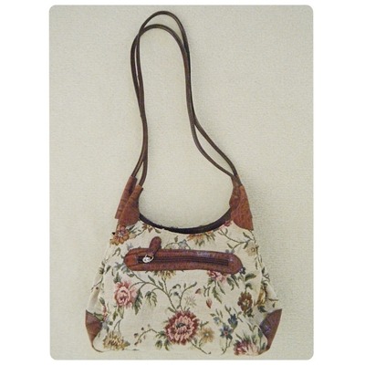 Floral shoulder bag