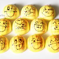 Medium Large Melon Bun Squishy Emoticon Faces - Thumbnail 1