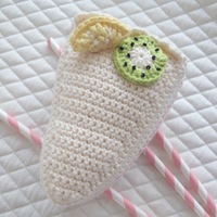 Crocheted Piece of Cheese Cake  - Thumbnail 1