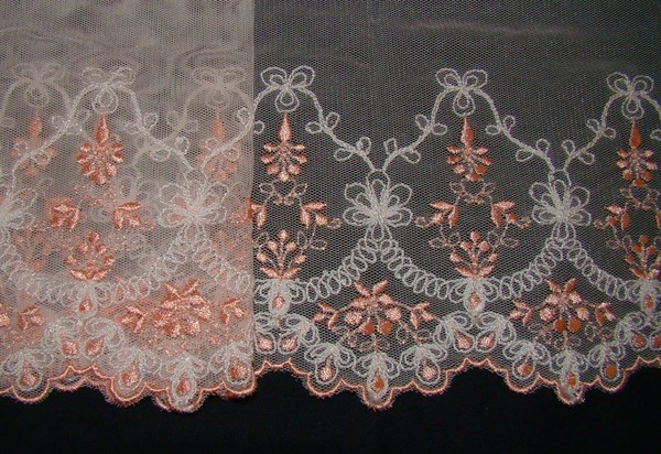 Lace Border 22