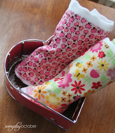 Burp cloth duo~ love bugs