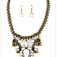 Shannon Statement Necklace - Thumbnail 1