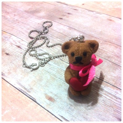 {necklace} teddy bear