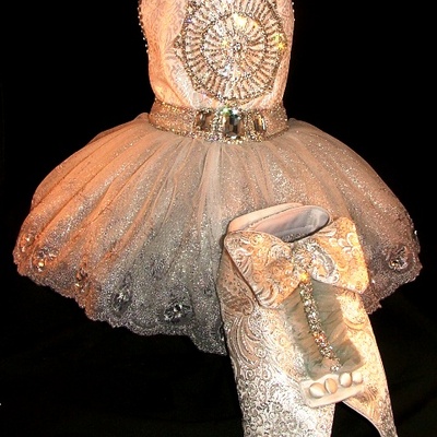 Portrait dress-style xx