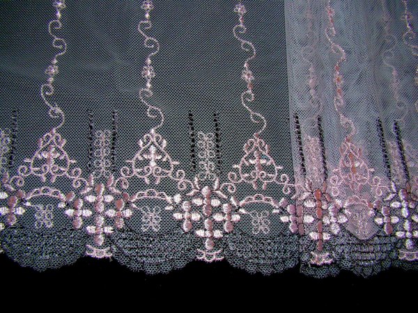 Lace Border 42