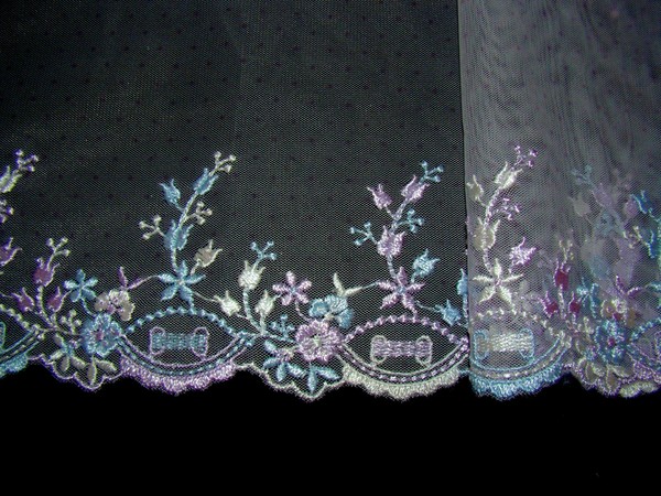 Lace Border 44
