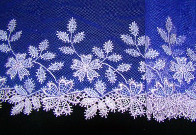 Lace border 63