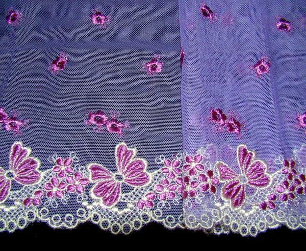 Lace Border 66