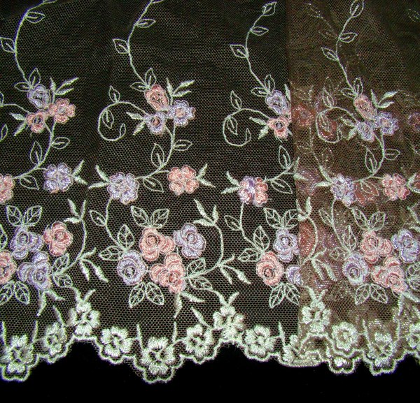 Lace Border 70