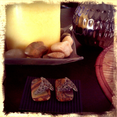 Silver Filigree in Stone earrings