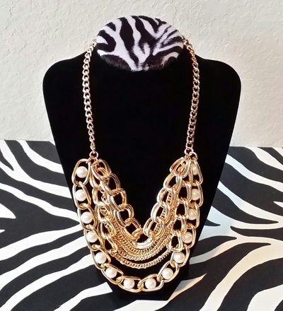 Chains & Pearls Necklace Set