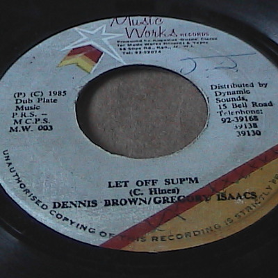 Let off sup'm/version-dennis brown & gregory isaacs-music works records-7"-good+