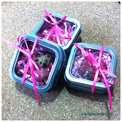 {ring} chocolate chip cookie