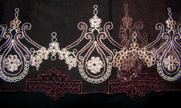 Lace Border 73