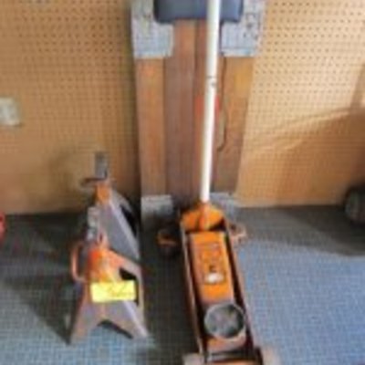 4/10 ton body jacks, 2 ton floor jack, 3 bottle jacks, 12-v battery charger with engine start & more......