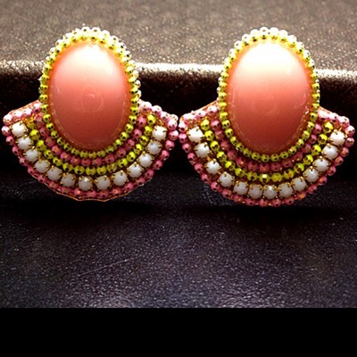 Fashion multicolour stud earrings