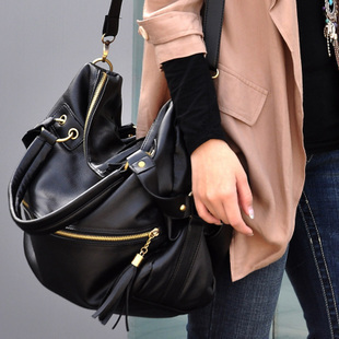 Black tassle shoulder bag