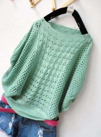 Loose thin cutout sweater