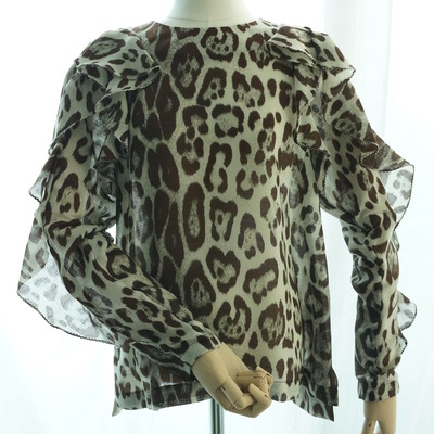 *special price* leopard-print blouse made of fine herringbone material with ruffle decoration (brown)