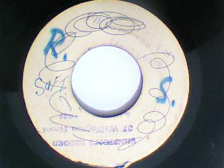 Matrix# fa 2256-3/2257-3-are you mine/i love you forever-the echoes-7"-vg