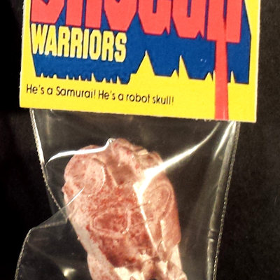 "shogun warriors robot skull bootleg" (pin-wht) resin designer toy art action figure