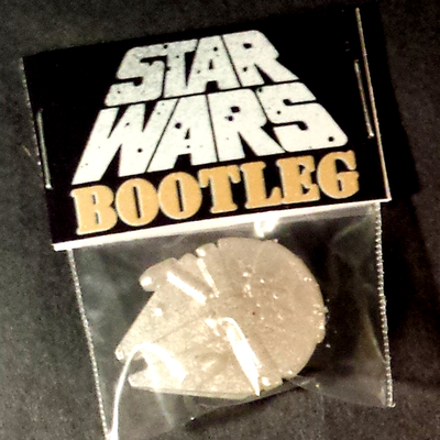 "star wars bootleg millenium falcon" (magnet) resin designer toy art action figure