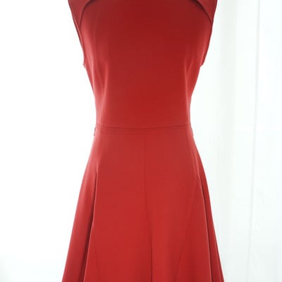*exceptional quality* red sleeveless dress with flare 