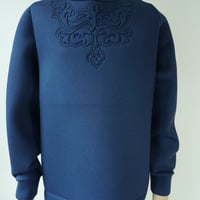 Not an ordinary sweatshirt with embossed detail and zipper in Navy - Thumbnail 2