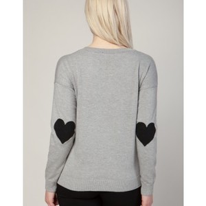heart on your sleeve - the sweater - Thumbnail 4