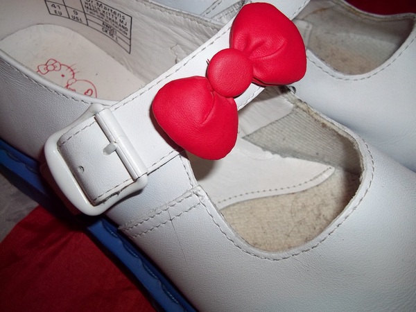 RARE Sanrio Hello Kitty x Dr Martens Mary Jane Shoes*White Blue & Red*UK 7*EU 41*US 9*