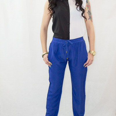 F-off sleeveless top